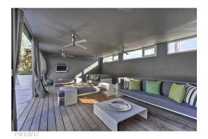 210 Lavaca St - Photo 3 of 15