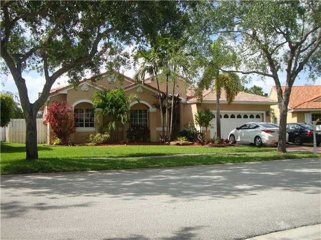 3920 SW 152nd Ave - Photo 2 of 9