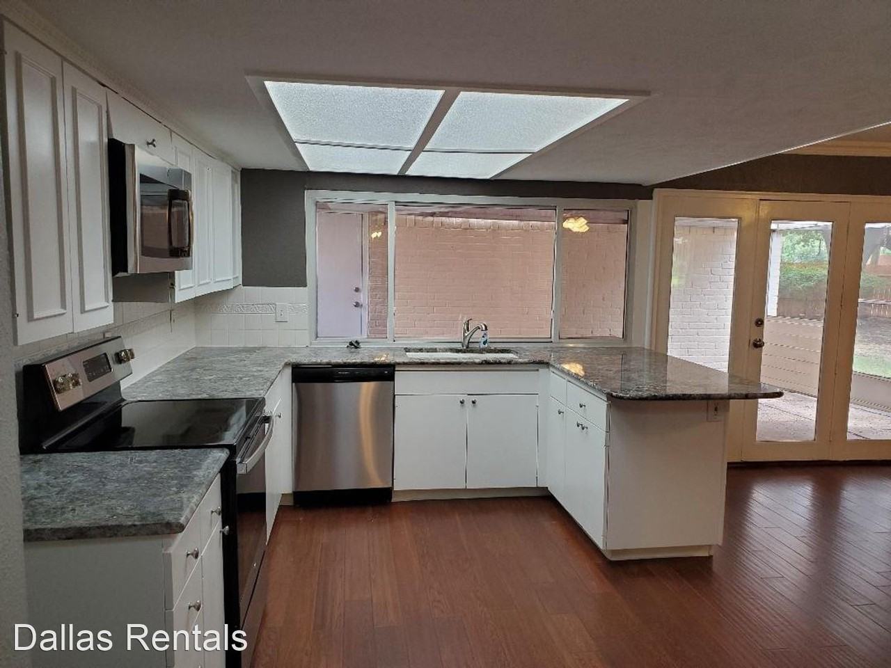 7877 La Sobrina Dr - Photo 3 of 17