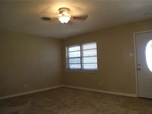 2432 Hancock St - Photo 2 of 7