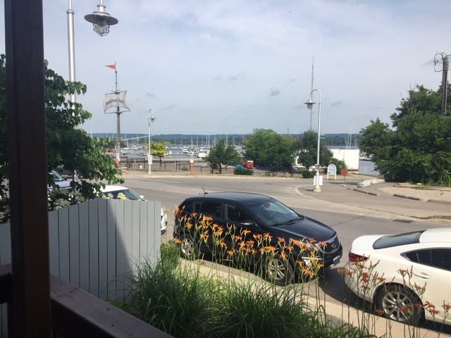 52 Guise Street East - Photo 2 of 11