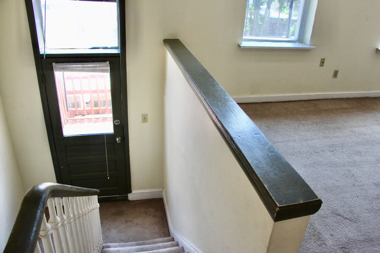 19 E Centre St - Photo 2 of 12