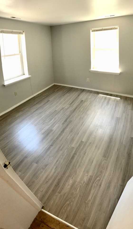 17 E Centre St - Photo 3 of 5