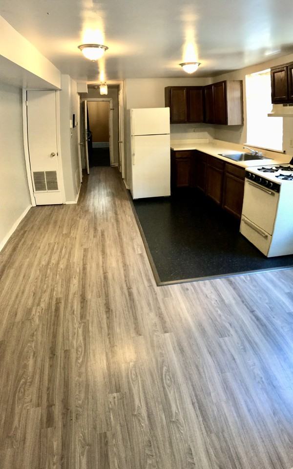 17 E Centre St - Photo 2 of 5