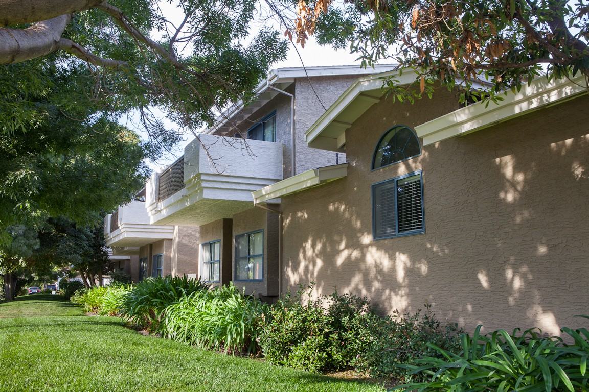 Sierra Vista Apartments - Photo 3 of 8