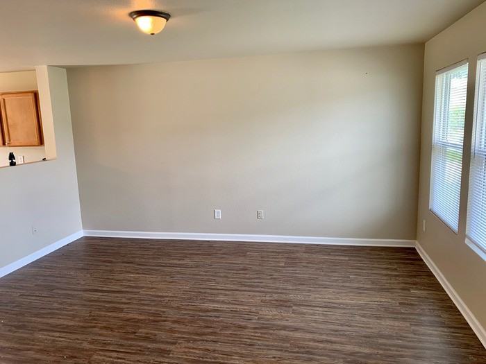 106 Belle Haven Dr - Photo 3 of 8