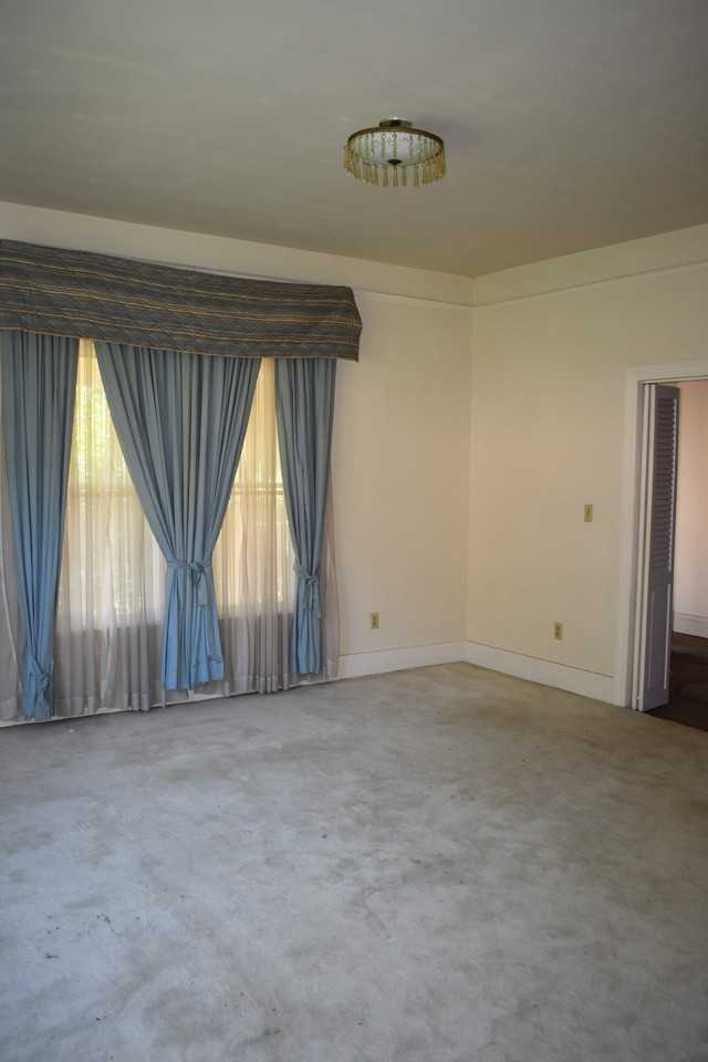 8 Rebecca Street - Photo 2 of 10