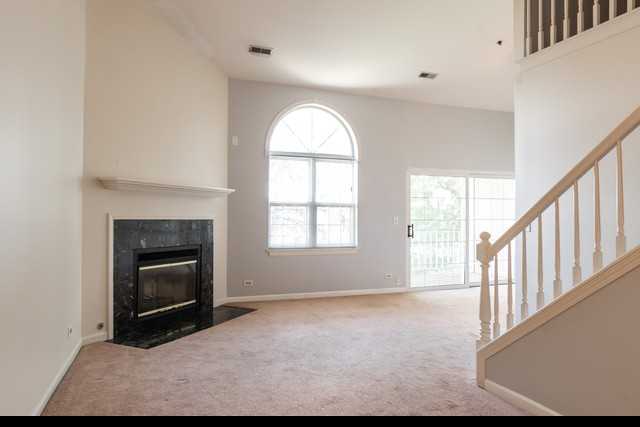 5S475 Scots Dr #7c - Photo 3 of 15