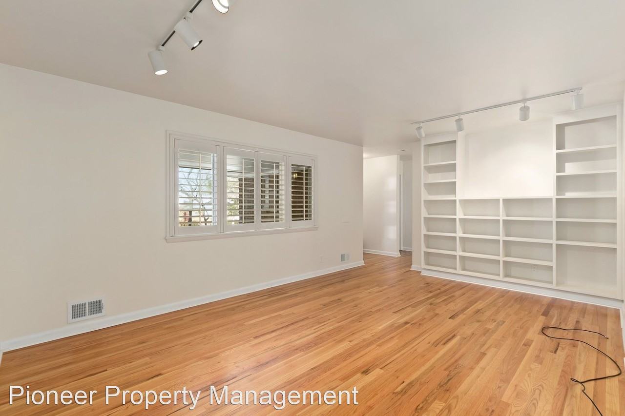 6916 S Cook Way - Photo 2 of 13