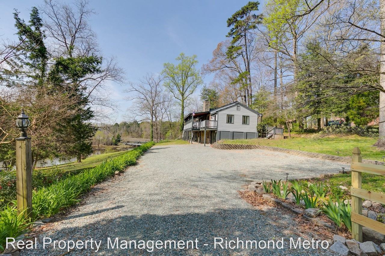 4262 Reservoir Ln - Photo 3 of 37