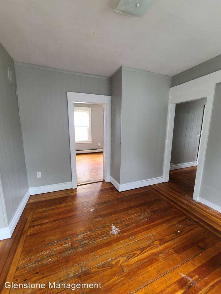 19 Eastwood Ave - Photo 2 of 6