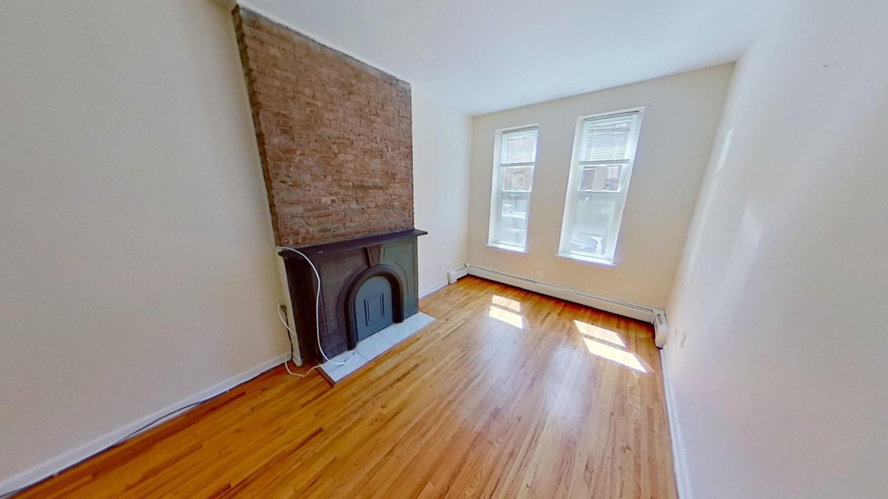 112 SUSSEX STREET - Photo 4 of 12