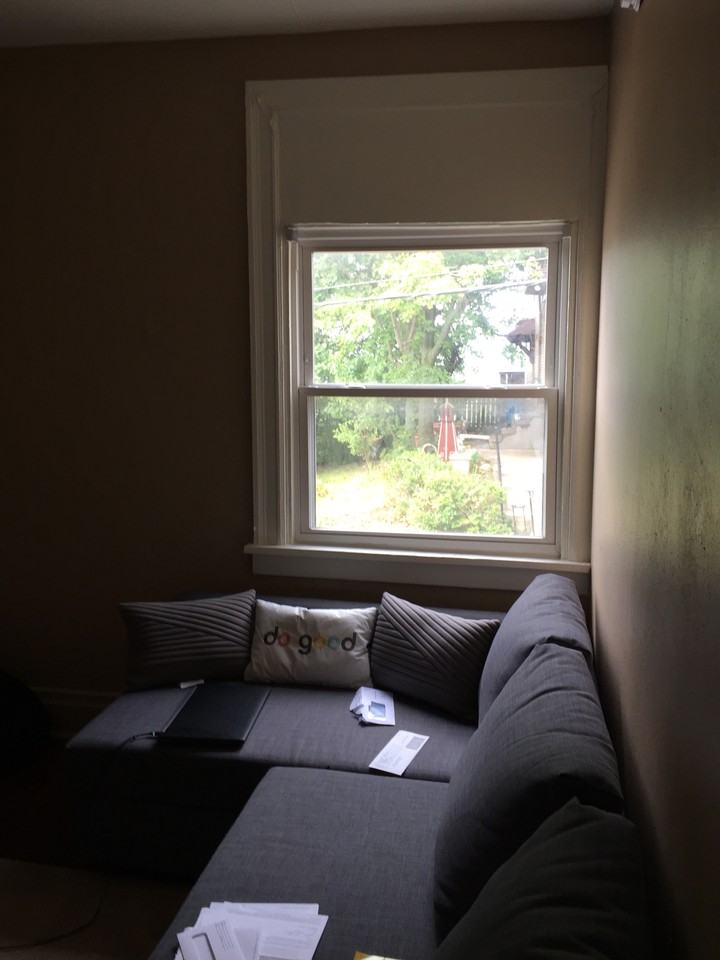 1715 Arlington Avenue - Photo 5 of 13