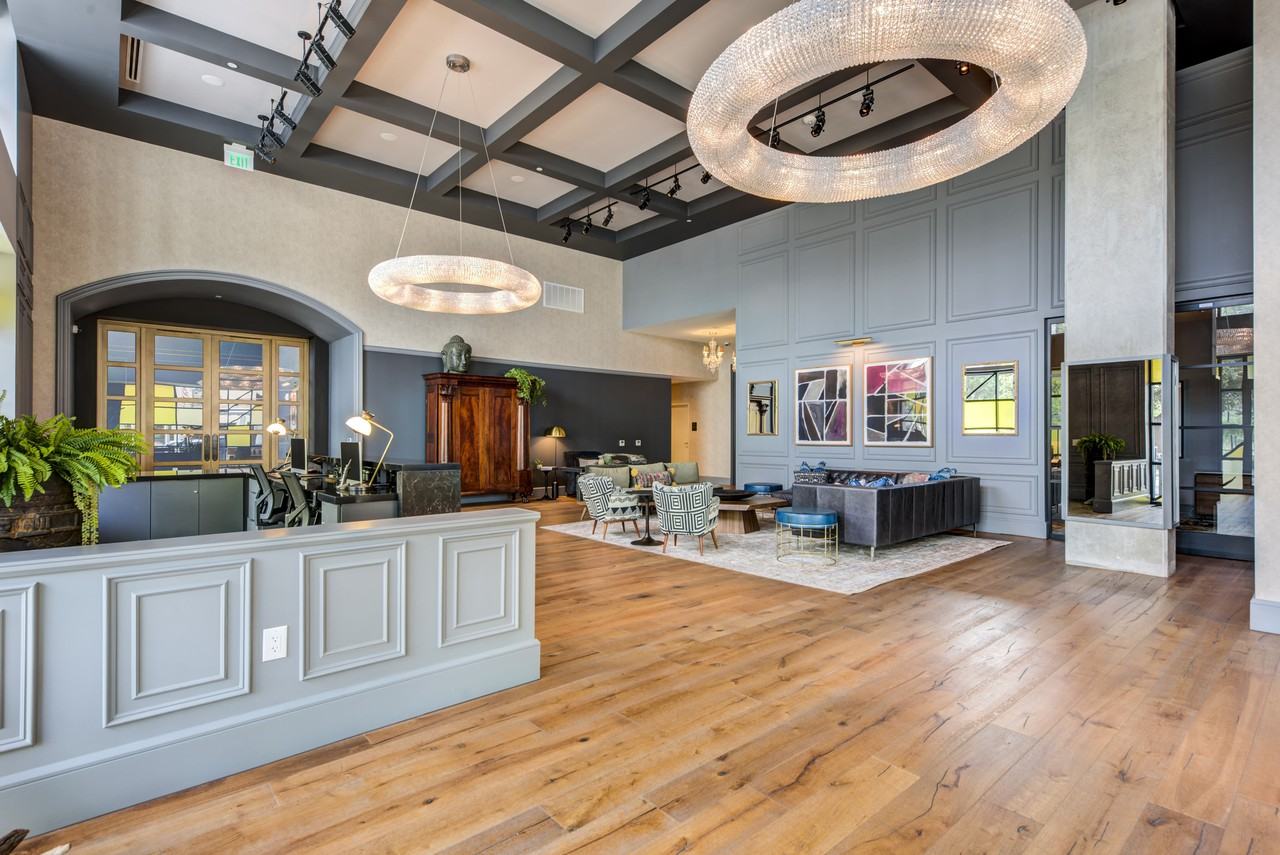 Gables Republic Square - Photo 7 of 19