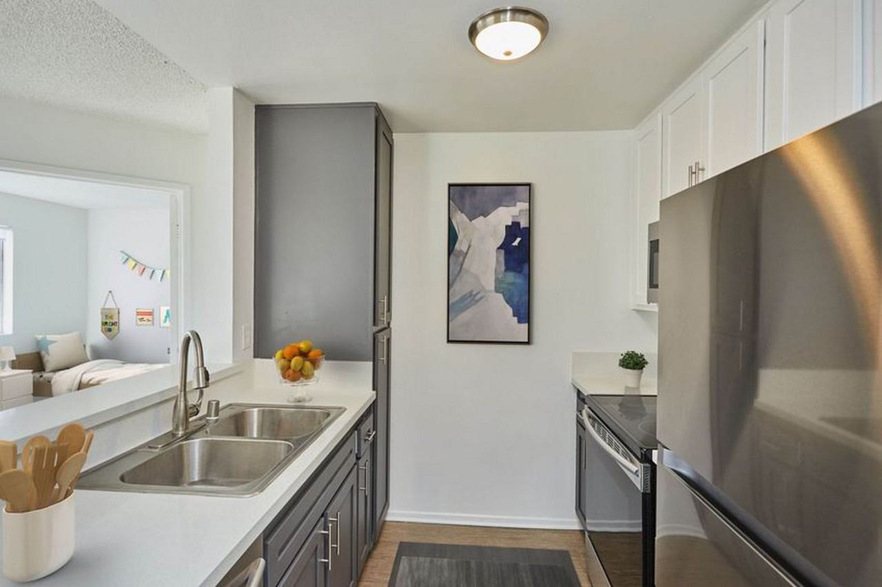 The Collective - Photo 5 of 17