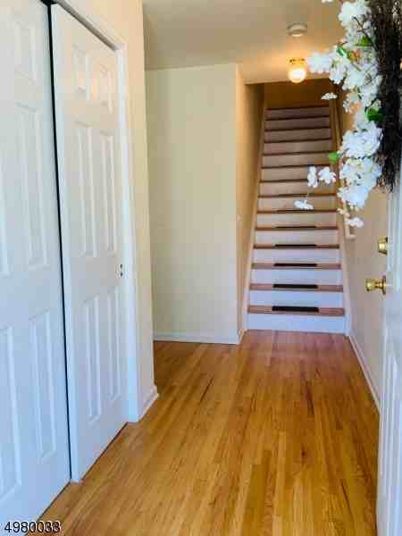 111 Summit Ave - Photo 2 of 19