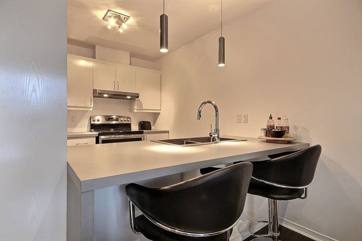 138 Avenue Balmoral #6 - Photo 3 of 19