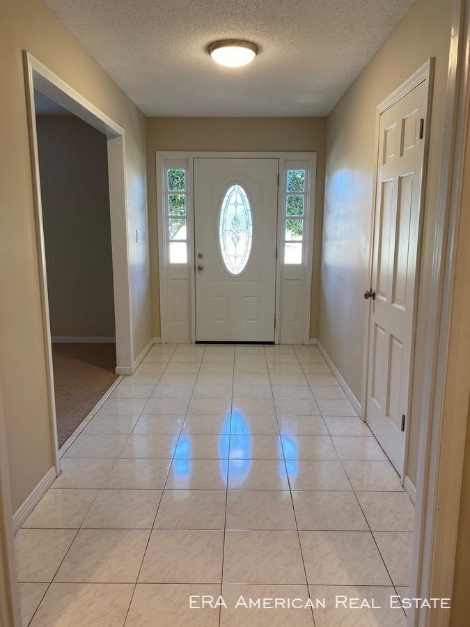 297 Briarwood Cir Nw - Photo 3 of 26