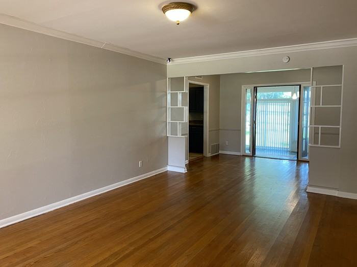 3317 Nw 62nd St - Photo 2 of 16