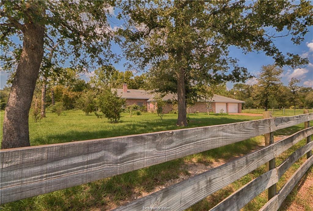 6353 Fm 1361 - Photo 2 of 25