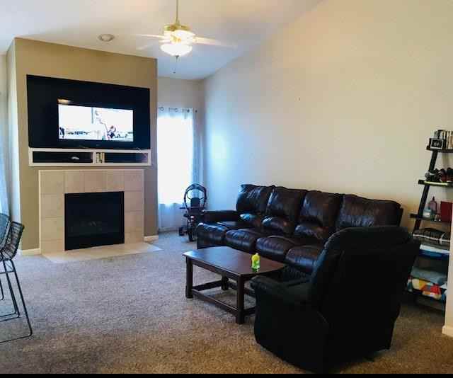 5886 Hollow Oak Trl - Photo 3 of 11