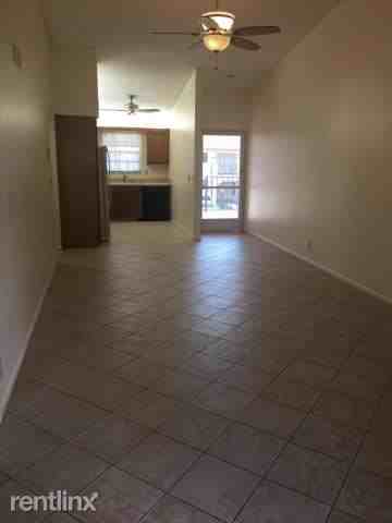 315 Palmwood Pl - Photo 2 of 9