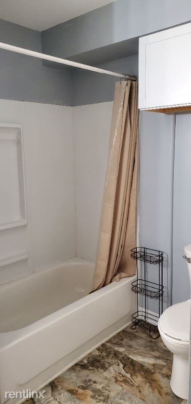 104 S 3rd St 5 - Photo 3 of 12