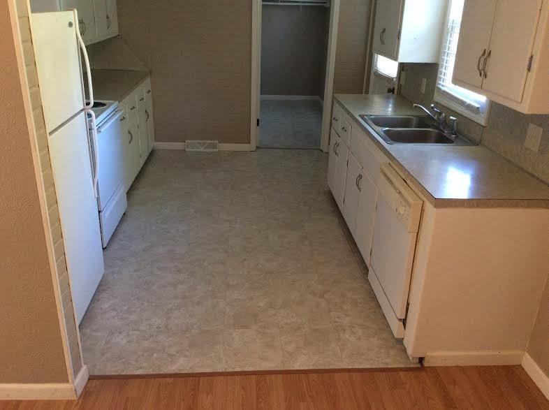 3927 W Camden St - Photo 2 of 3