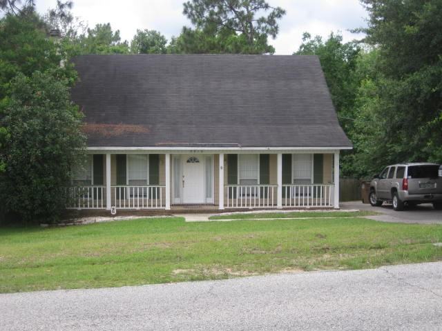 3016 Lloyds Ln - Photo 2 of 13