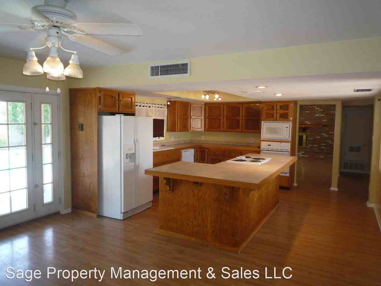 2825 N 66th St - Photo 2 of 12