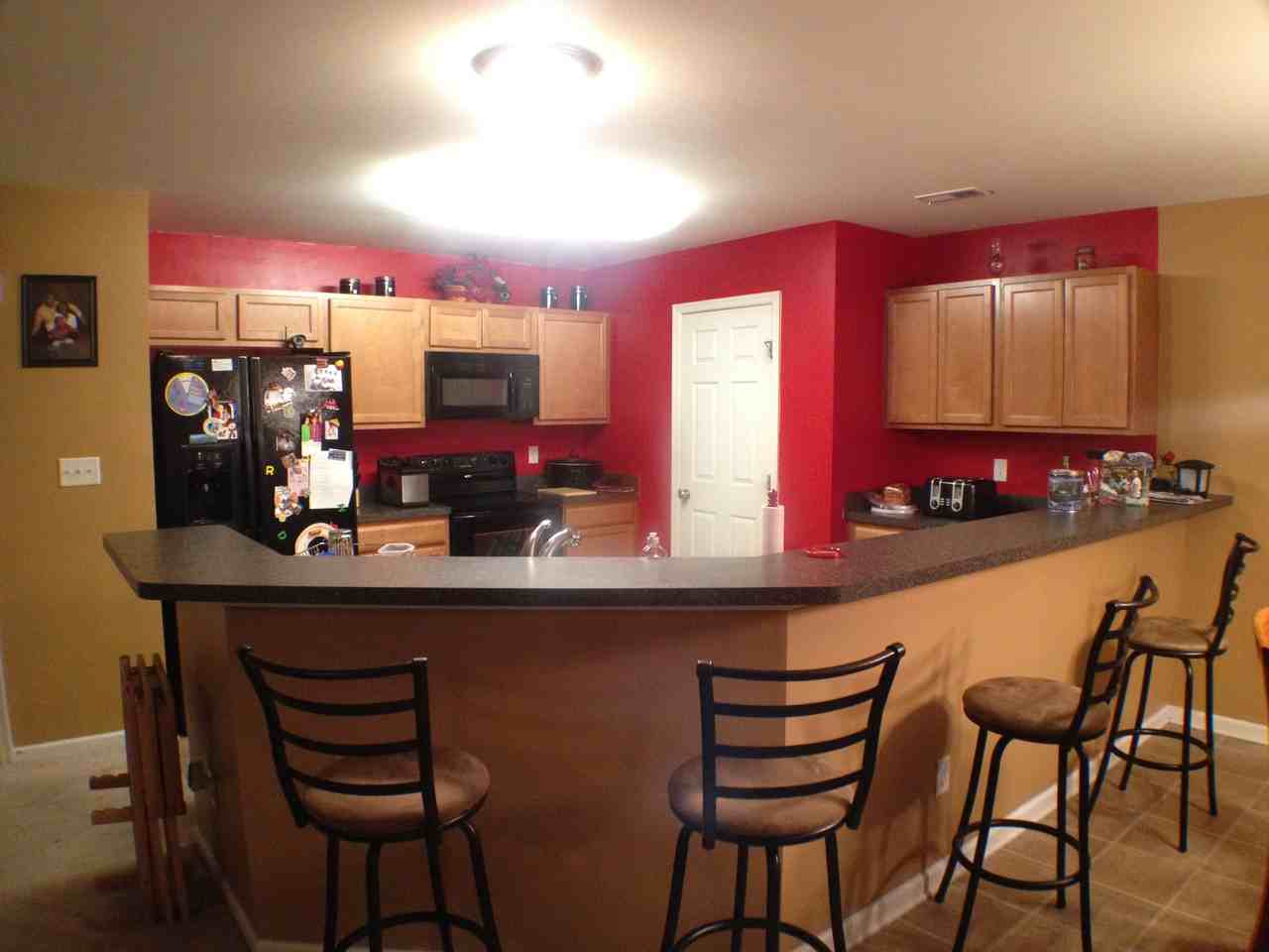 1213 Goff St - Photo 3 of 6
