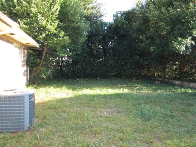 8355 Harbor Square Dr - Photo 2 of 15