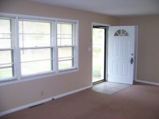 8711 E 116 St - Photo 3 of 6