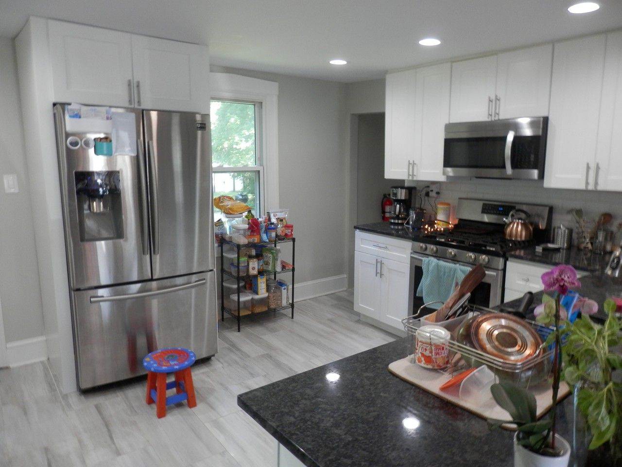 18 Moore Ave - Photo 3 of 19