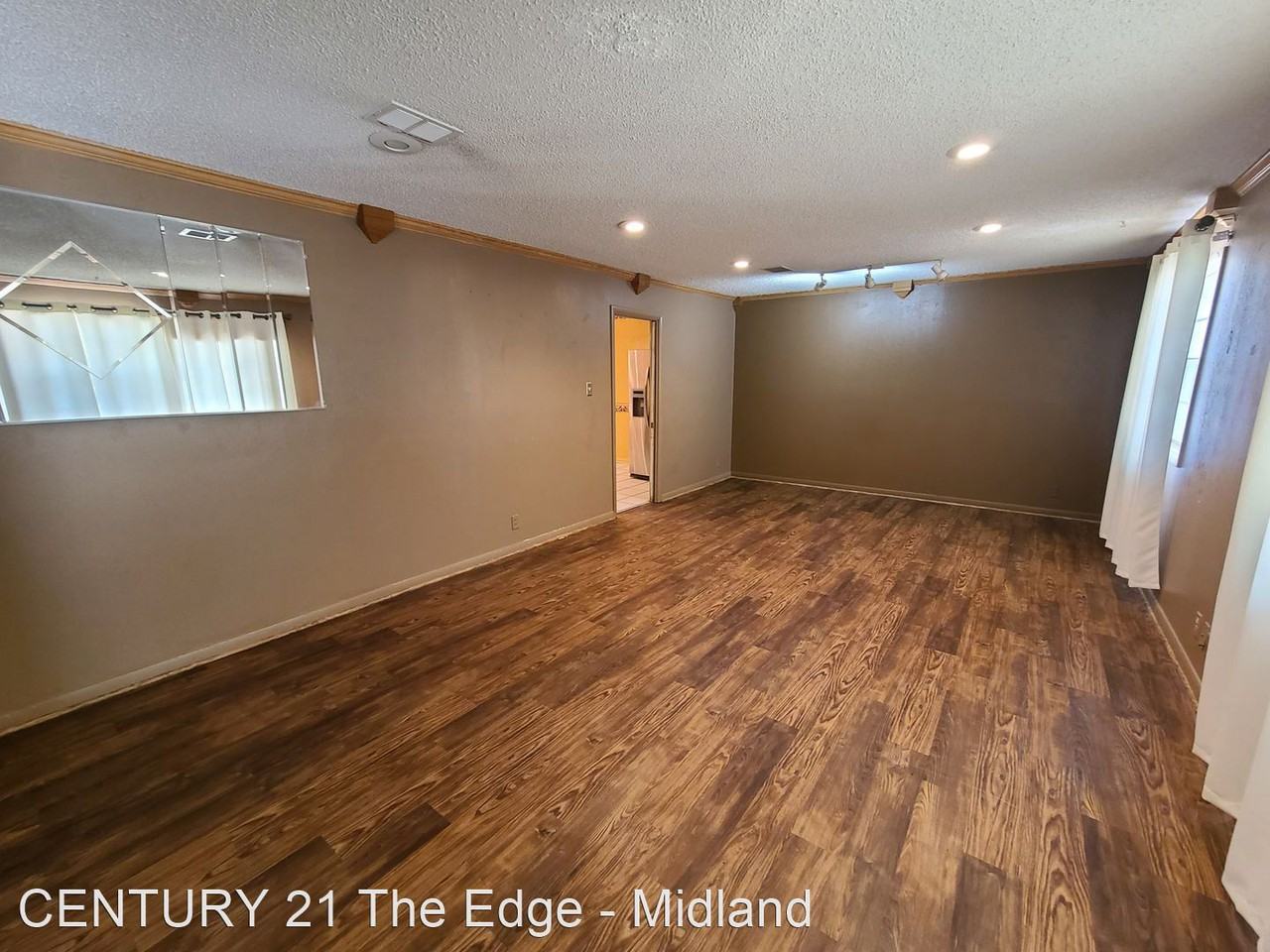 3405 W Michigan Ave - Photo 3 of 17