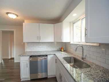 1550 Lincoln Ave - Photo 3 of 11