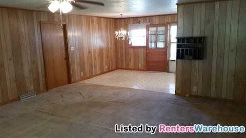 412 Juniper Ln - Photo 3 of 12