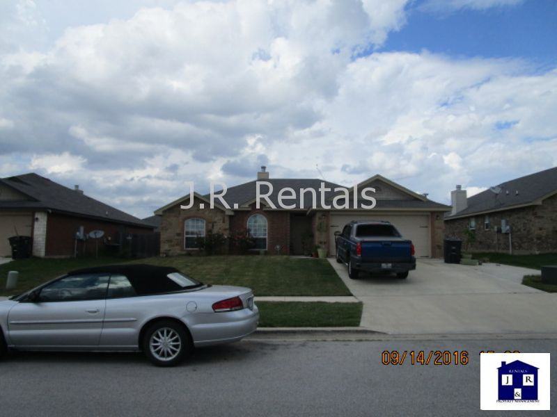 3003 Tarrant County Dr - Photo 2 of 50