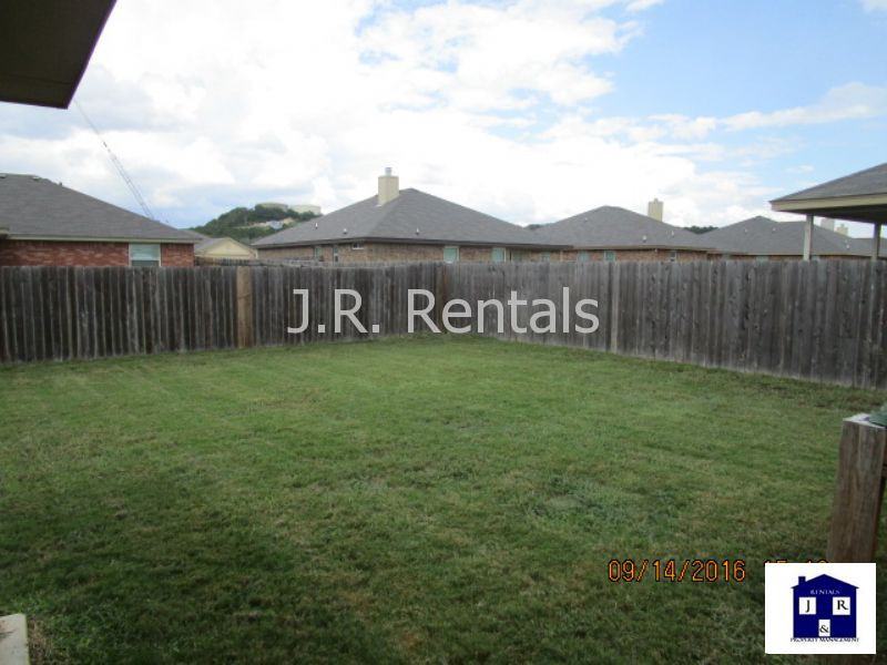 3003 Tarrant County Dr - Photo 3 of 50