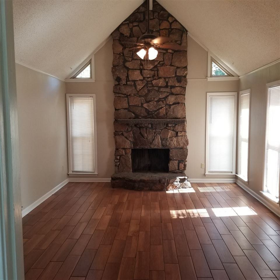 374 Bouldincrest Ave - Photo 2 of 7