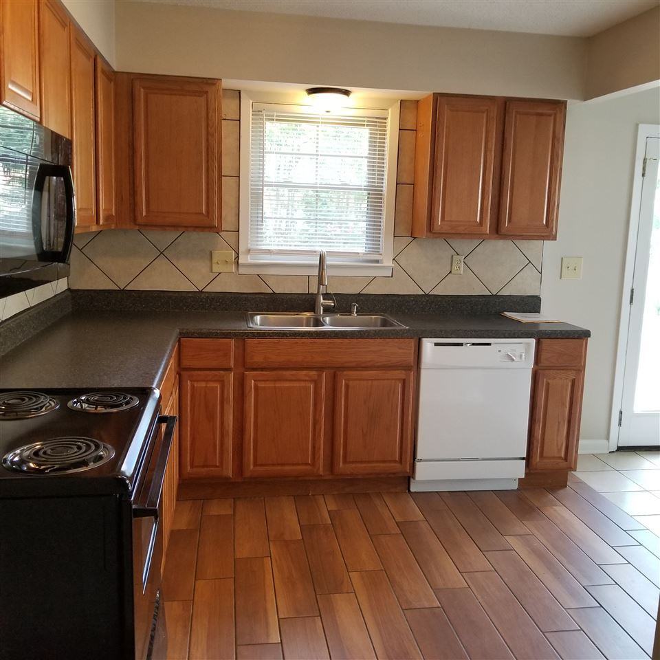 374 Bouldincrest Ave - Photo 3 of 7