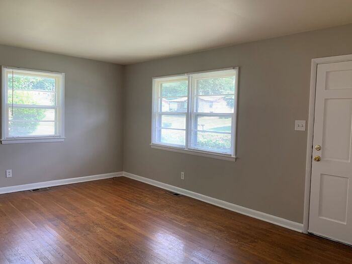 1905 Darlington Pl - Photo 2 of 21