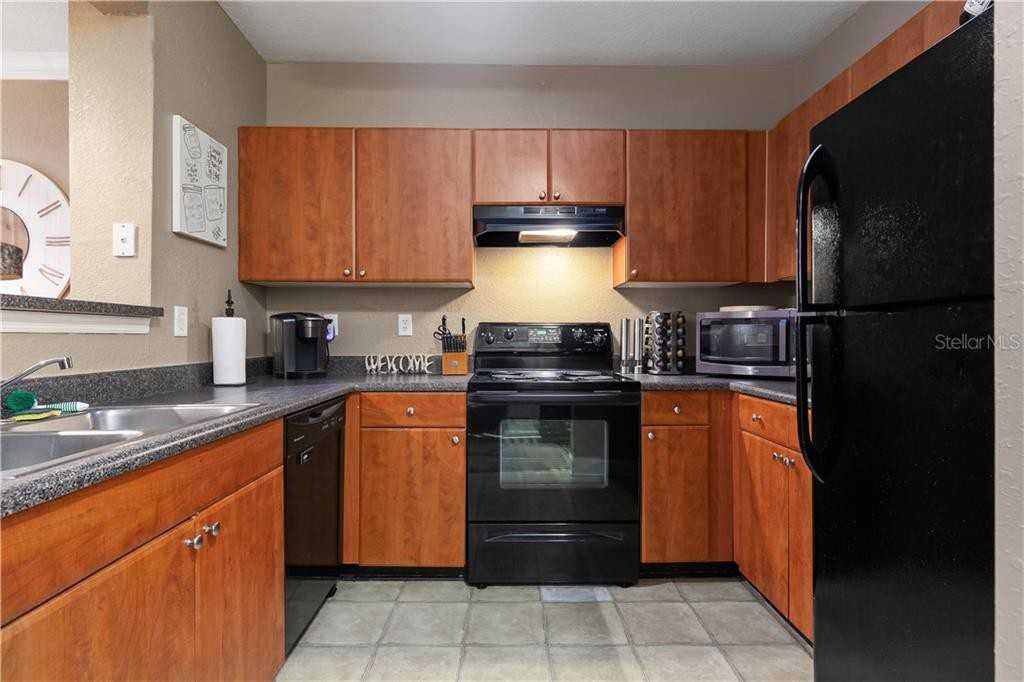 300 S South Street Unit 4002 - Photo 2 of 13