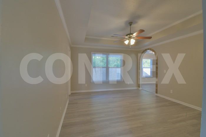 10946 Griffin Dr - Photo 3 of 8