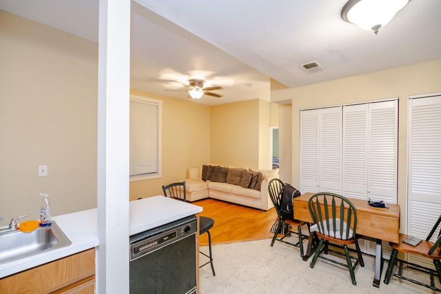 3037 N Southport - Photo 3 of 9