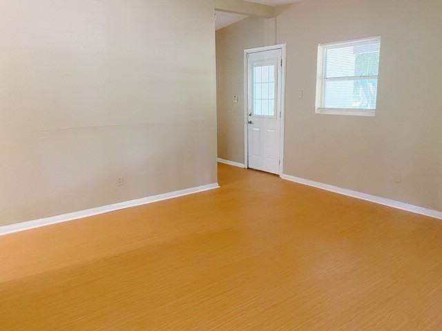 1722 Eisenhower St - Photo 3 of 17