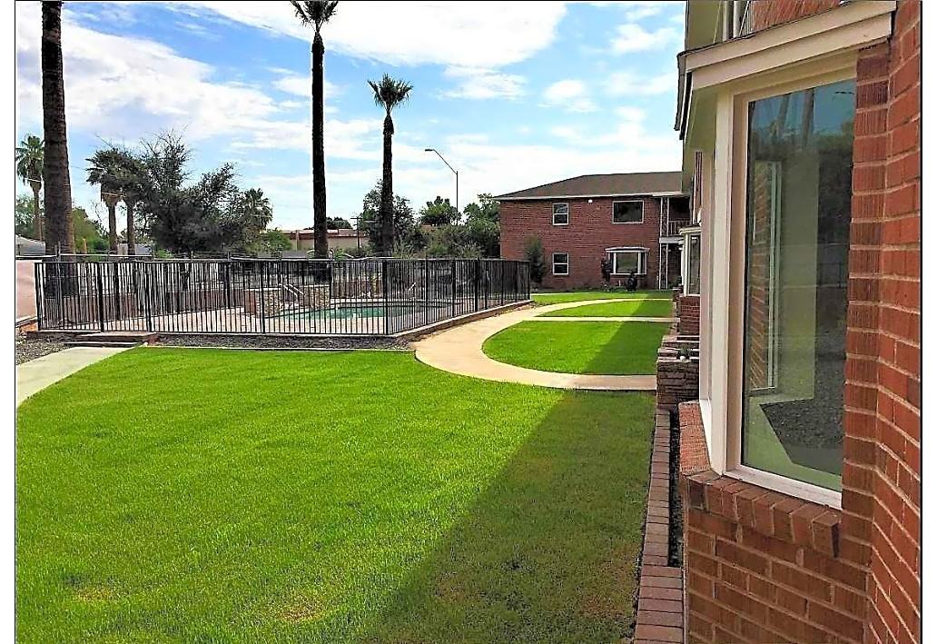 The Jameson - Photo 2 of 13