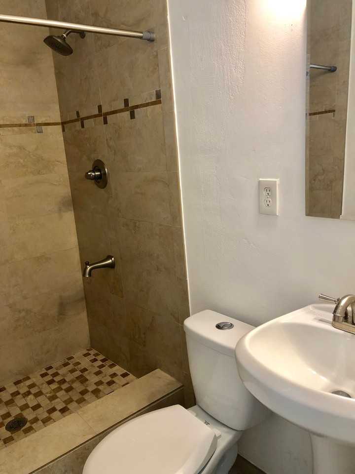 2519 Pierce - Photo 3 of 15