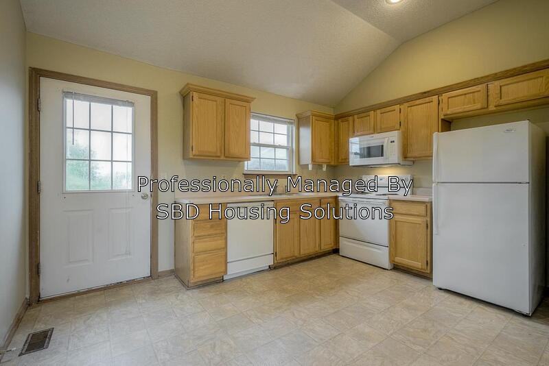 18335 E Us Highway 24 Cir - Photo 2 of 29