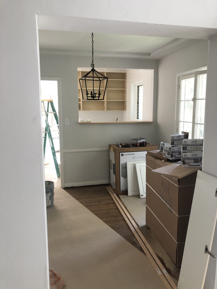 344 North Sycamore Avenue - Photo 2 of 8